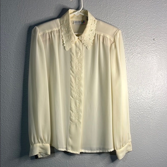 Vintage Claudia Barnes Blouse | Lace Collar & Shoulder Pads | Made in Korea - Picture 1 of 8